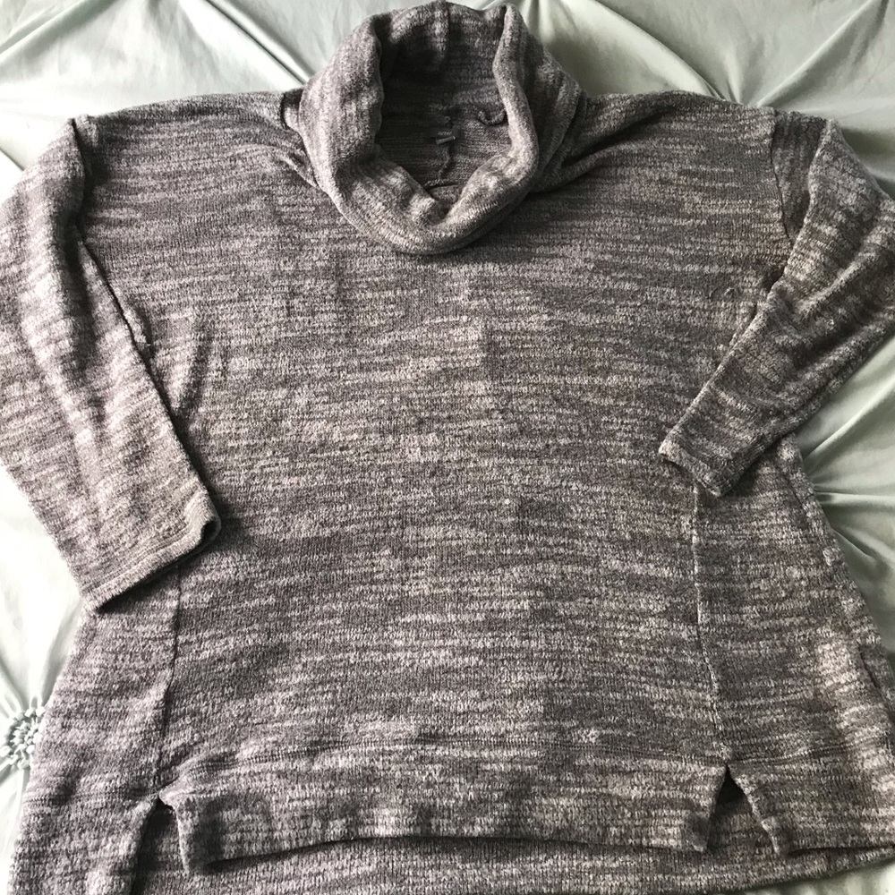 Aerie American Eagle Super Soft Cowl Neck Gray